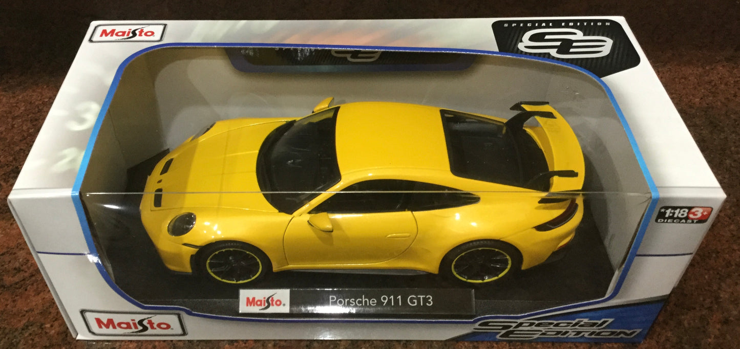 1/18 Maisto Porsche 911 GT3 in Yellow