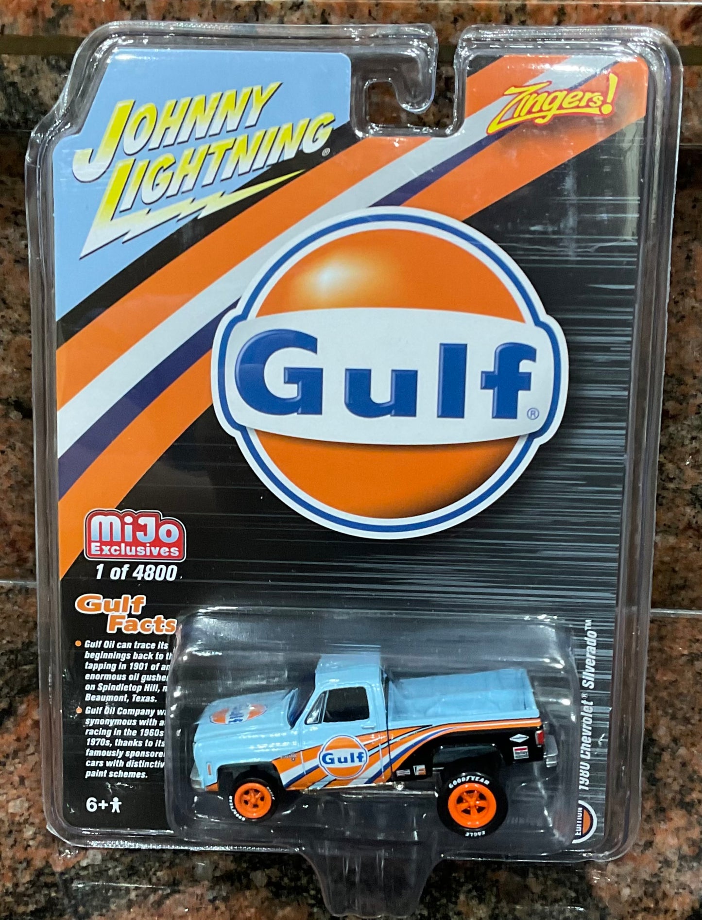 1/64 Johnny Lightning 1980 Chevy Silverado Gulf Zinger