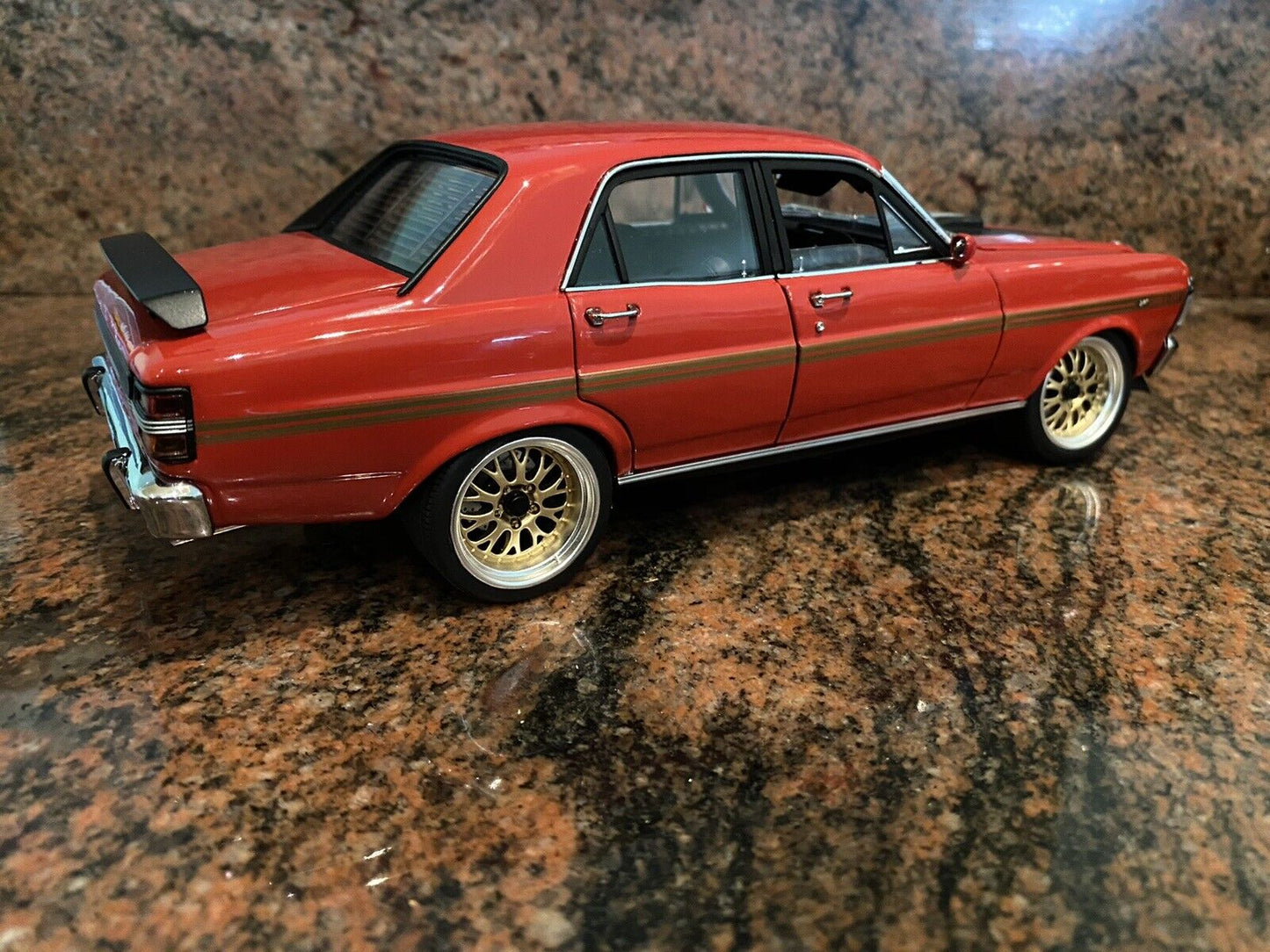 1:18 C/C Modified XY GTHO Wide Boots Falcon In Red