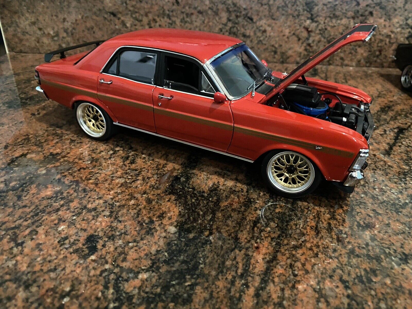 1:18 C/C Modified XY GTHO Wide Boots Falcon In Red